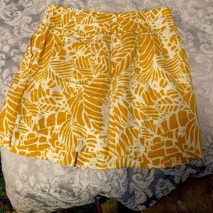Pleated Leaf-pattern skirt with POCKETS, linen blend, Banana Republic, size 12